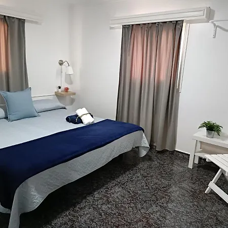 Playa Πανσιόν *